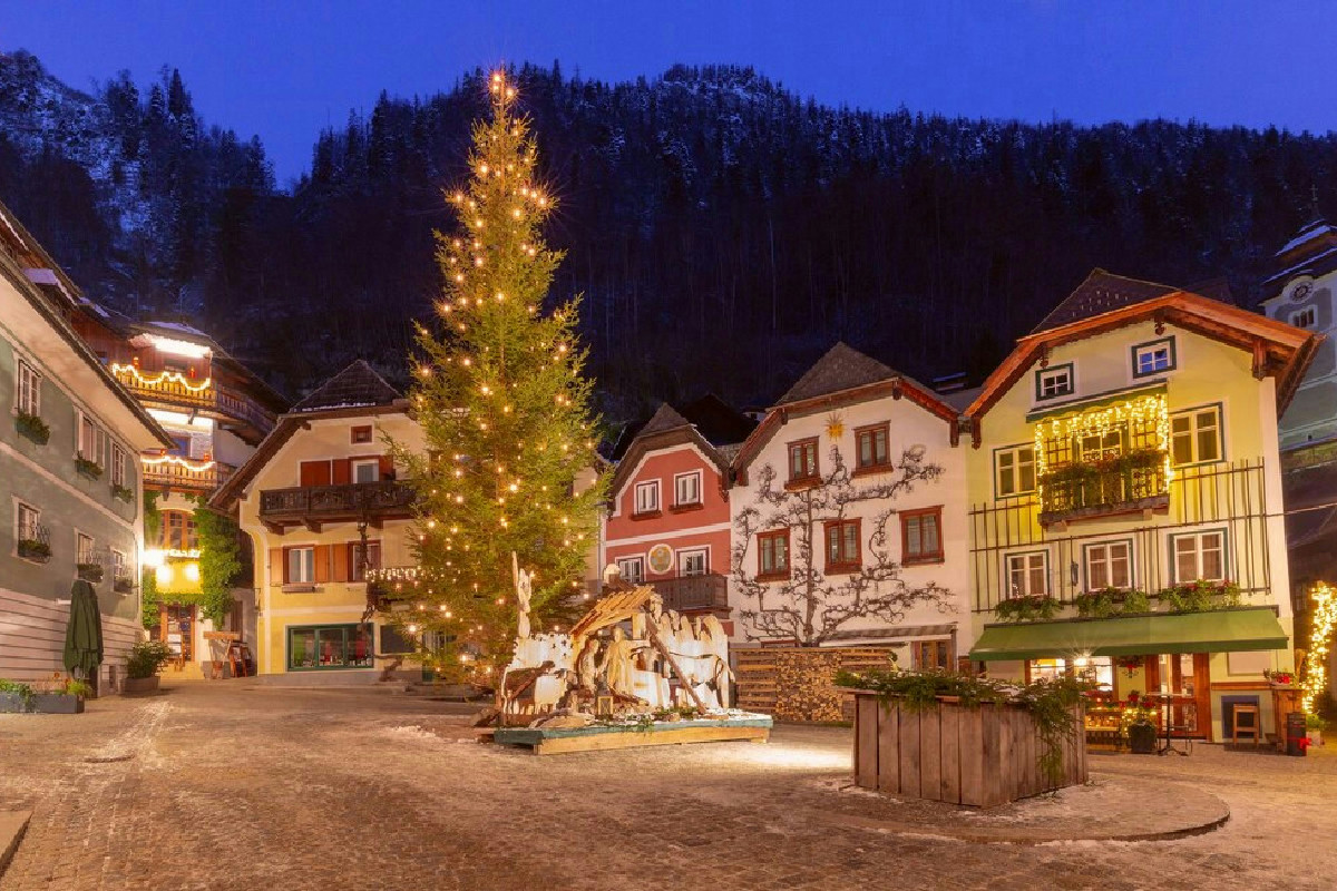 Dove andare a Natale 2025? Montagne da fiaba, città magiche e mete insolite tutte da scoprire