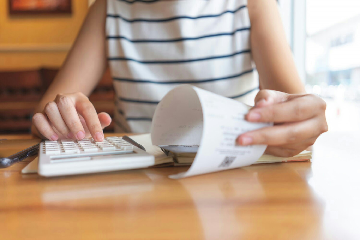 Differenze tra tariffe luce e gas: conviene scegliere offerte a prezzo fisso o variabile?