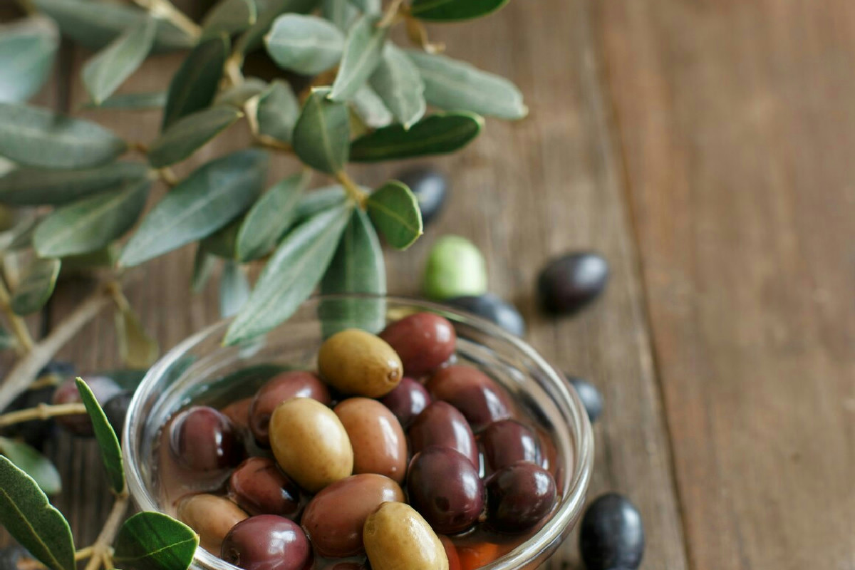 La scelta giusta delle olive a tavola che rivoluzionerà il modo di gustarle nel 2025