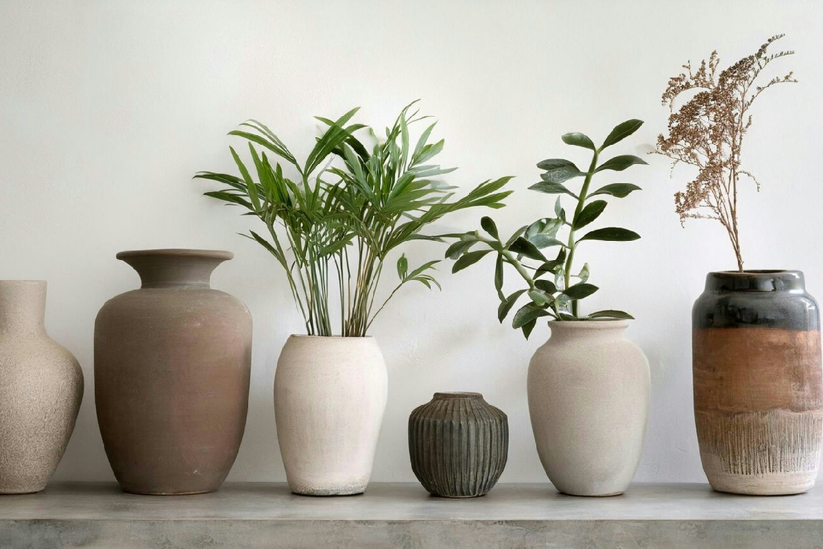 Vasi vuoti come protagonisti dell’arredo: idee artistiche e naturali per ogni ambiente