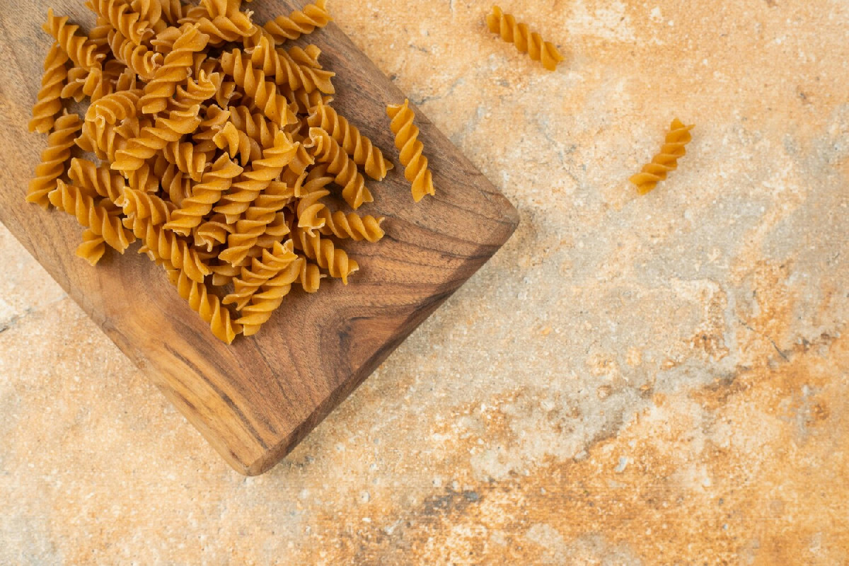 Benefici e limiti del consumo quotidiano di pasta integrale sull’organismo umano