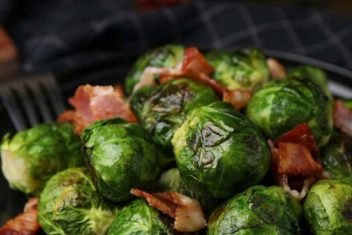 I cavoletti di Bruxelles con pancetta: la ricetta salata che rende speciale ogni cena invernale