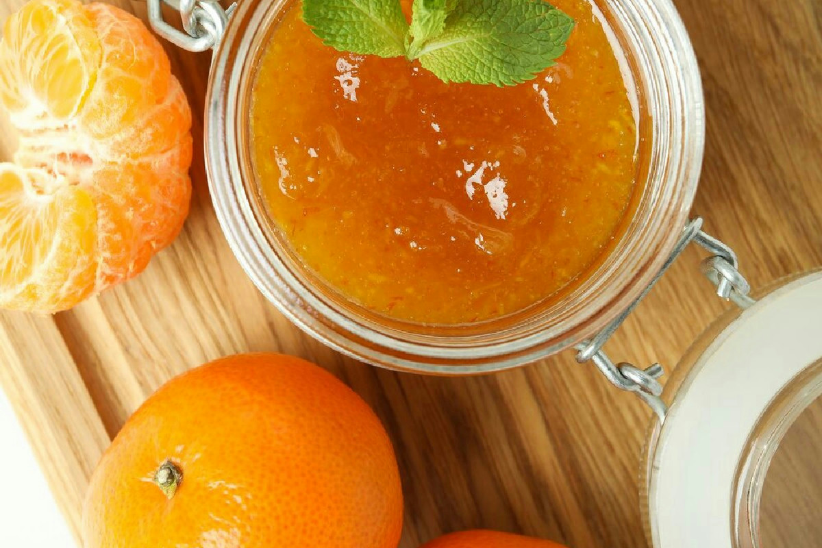 Preparare marmellata di mandarini profumata e genuina per colazioni irresistibili in tempo record