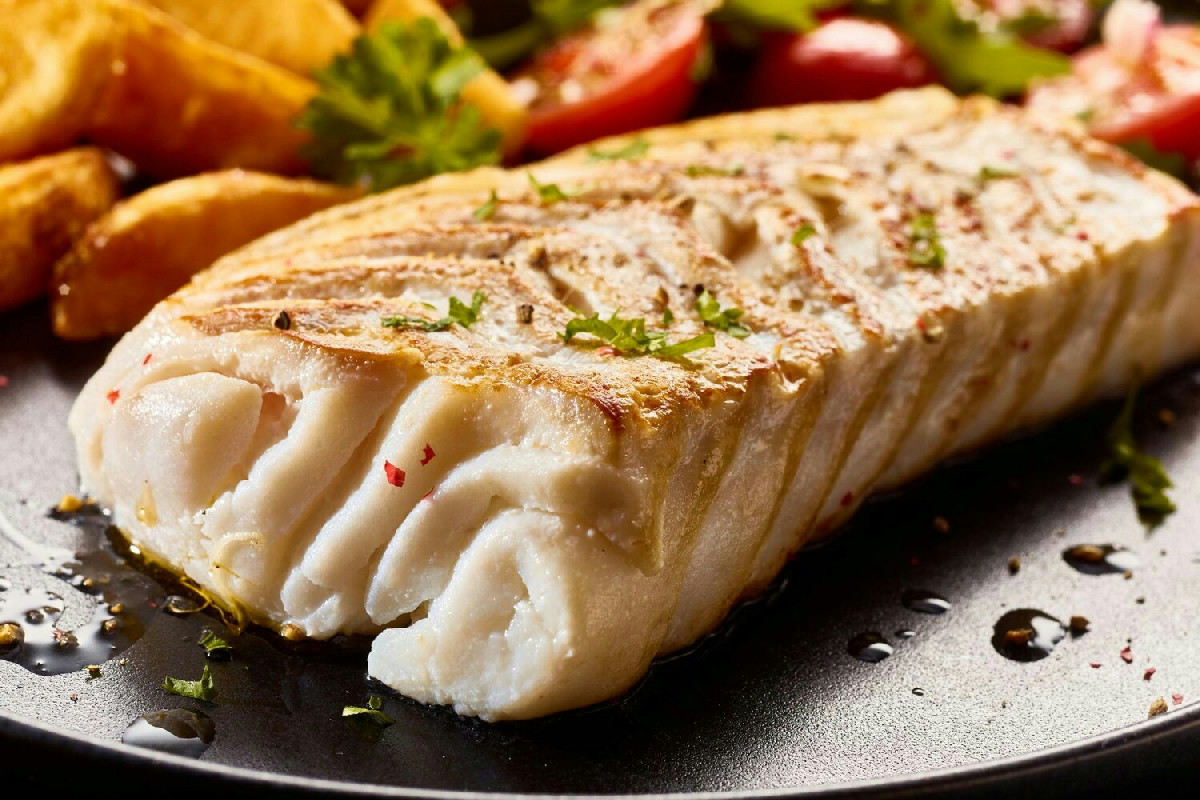 Quando la praticità incontra il gusto: 5 ricette semplici con filetti di merluzzo surgelati