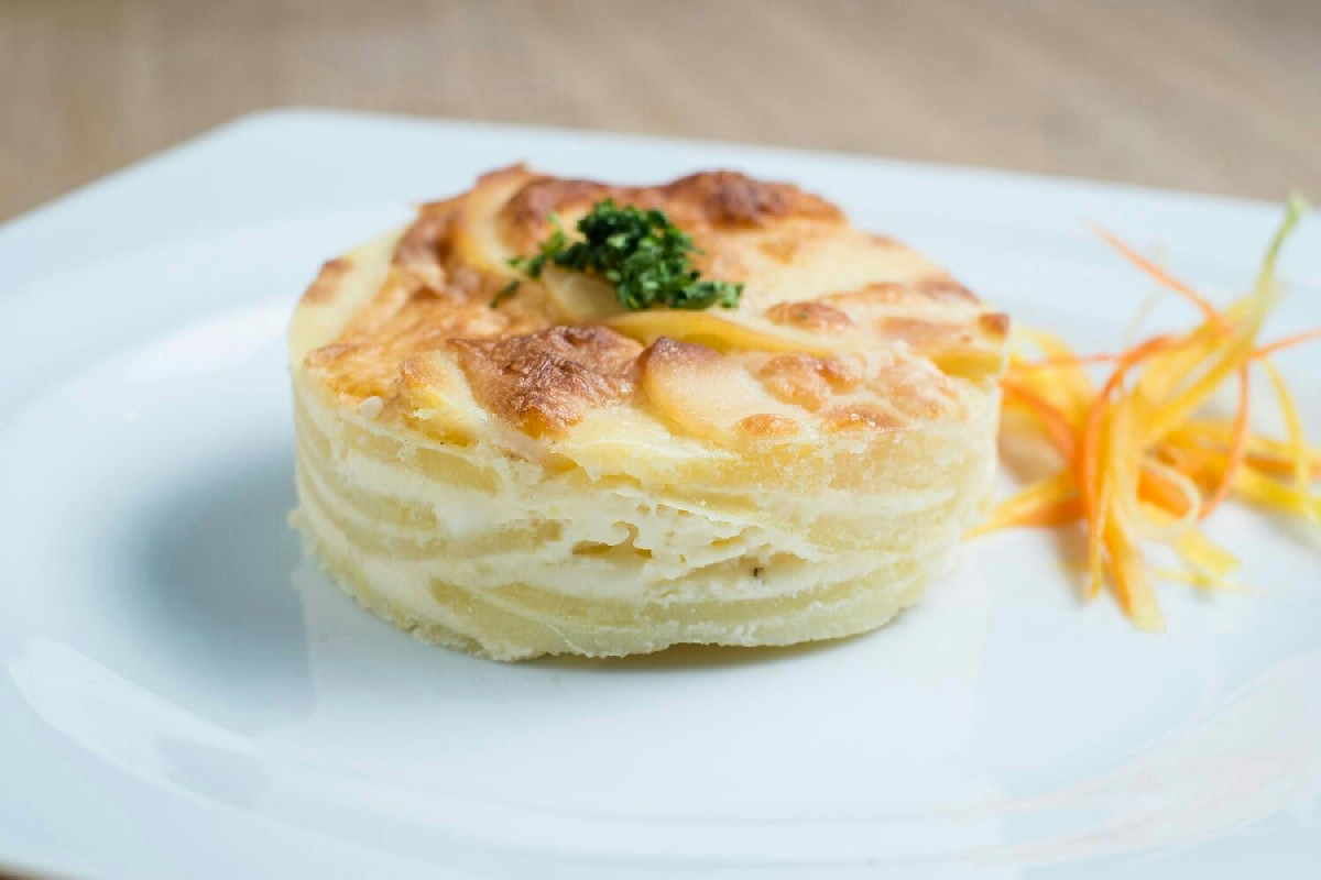 Il tortel di patate trentino: il sapore autentico che riscalda la tavola d'autunno